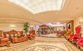 QUEEN T và T Đà Lạt